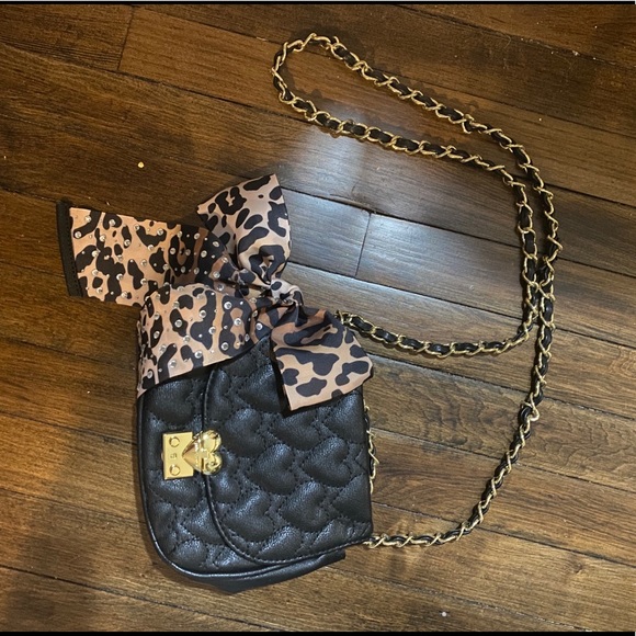 Betsey Johnson Handbags - Betsy Johnson Black with Cheetah Purse